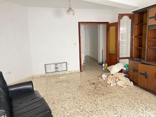 Edificio en venta en Zona de Cueva de Menga en Antequera
