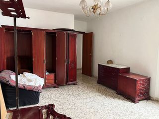 Edificio en venta en Zona de Cueva de Menga en Antequera