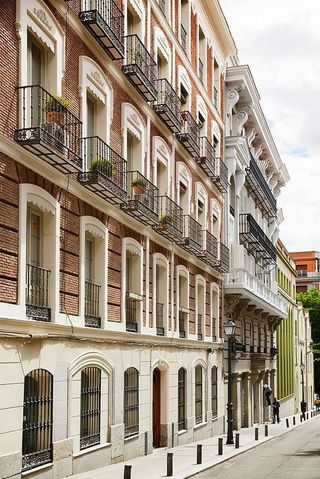 Piso en alquiler en Almagro en Madrid