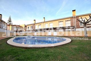 Casa adosada en venta en Zona Playa en Burriana