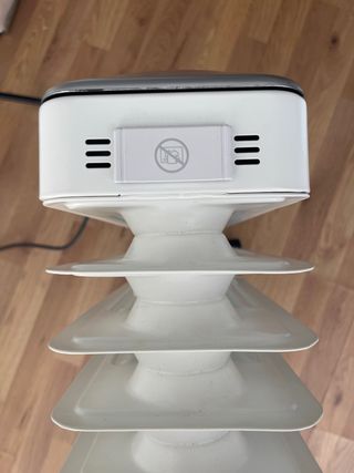 Radiador Aceite Portátil Blanco y Plateado