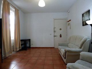 Piso en alquiler en Pacífico en Madrid