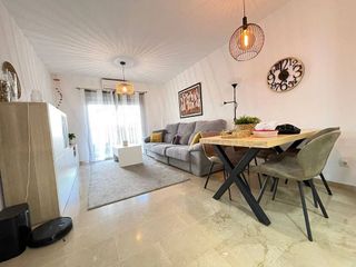 Piso en alquiler en Zona Norte en Estepona