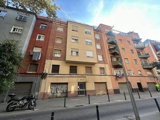 Local comercial en venta en El Bon Pastor en Barcelona