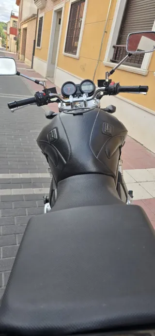 Suzuki Bandit 650 Naked 2008