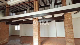 Local comercial en venta en Ontinyent