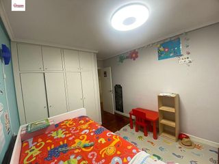 Piso en alquiler en Plaza España - Villa Pilar - Reyes Católicos - Vadillos en Burgos