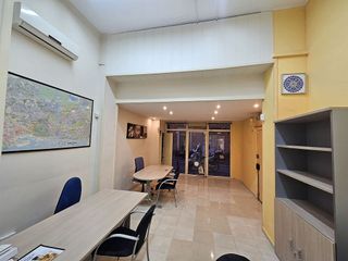 Local comercial en venta en Collblanc en Hospitalet de Llobregat, L´