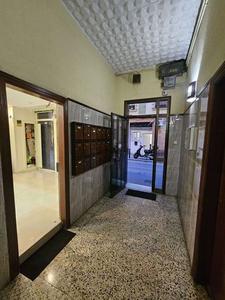 Local comercial en venta en Collblanc en Hospitalet de Llobregat, L´