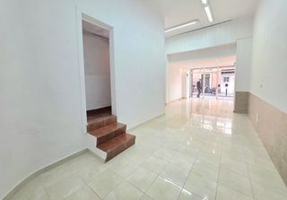 Local comercial en venta en Collblanc en Hospitalet de Llobregat, L´