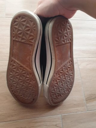 Scarpe tela nere punta bianca