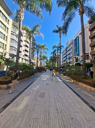 Local comercial en alquiler en Zona Avenida al Vedat en Torrent