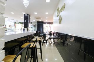 Local comercial en venta en Torrent Ballester en Viladecans