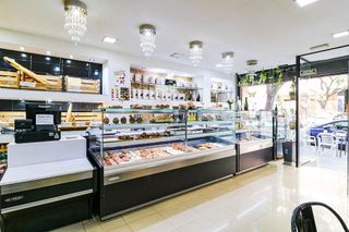 Local comercial en venta en Torrent Ballester en Viladecans