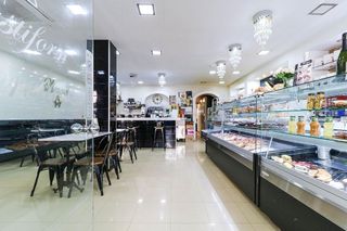 Local comercial en venta en Torrent Ballester en Viladecans