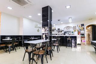 Local comercial en venta en Torrent Ballester en Viladecans