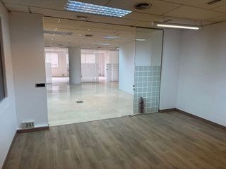 Oficina en alquiler en El Putxet i el Farró en Barcelona