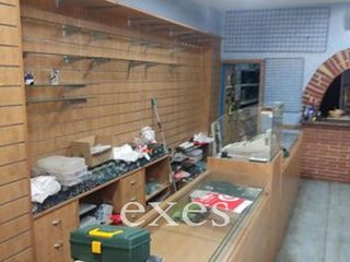 Local comercial en venta en Artigas - Llefià en Badalona