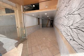 Local comercial en alquiler en La Nova Esquerra de l'Eixample en Barcelona