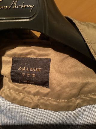 Chaqueta Zara Verde Militar con Capucha
