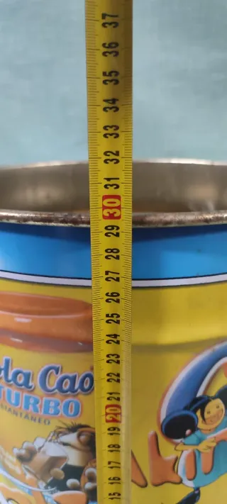 Lata gigante Cola Cao cubo papelera
