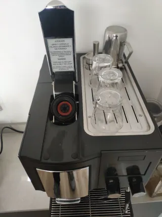 Cafetera Profesional Lavazza Hot Point