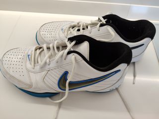Zapatillas Nike Baseline Low Blancas y Azules
