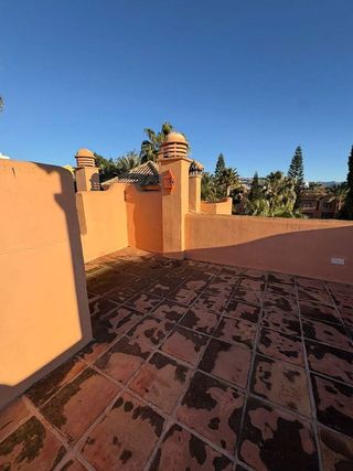 Chalet en venta en Calahonda en Mijas