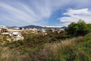Terreno en venta en Zubia (La)