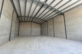 Local comercial en alquiler en Tomelloso