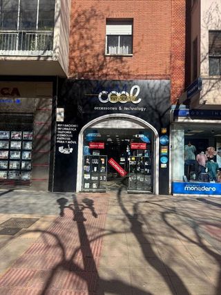 Local comercial en alquiler en Pº Zorrilla - Cuatro de Marzo en Valladolid