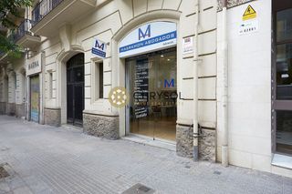 Local comercial en venta en La Dreta de l'Eixample en Barcelona