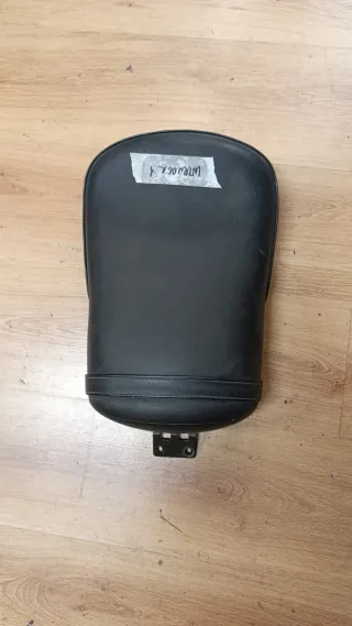 Asiento pasajero Suzuki Intruder 250
