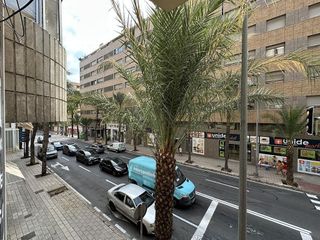 Oficina en venta en Ensanche - Diputación en Alicante