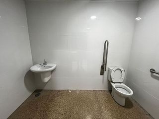 Local comercial en alquiler en Ciutat Universitària en Elche