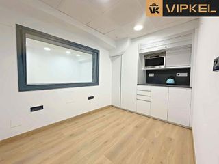 Local comercial en venta en Ensanche en Coruña (A)