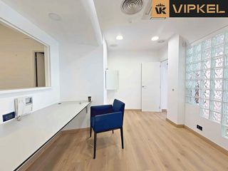 Local comercial en venta en Ensanche en Coruña (A)