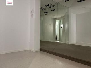 Local comercial en alquiler en Centro en Burgos