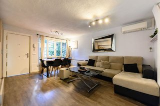 Chalet en alquiler en Tres Olivos - Valverde en Madrid