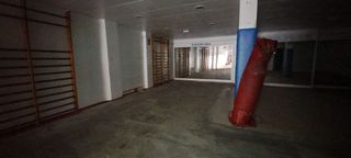 Local comercial en venta en Collblanc en Hospitalet de Llobregat, L´