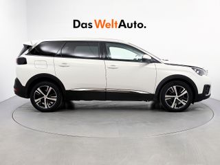 Peugeot 5008 2020