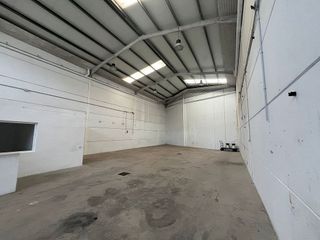 Nave industrial en alquiler en Plaza de la Luz en Ejido (El)