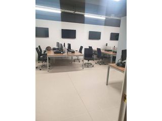 Local comercial en venta en Can Vidalet en Esplugues de Llobregat