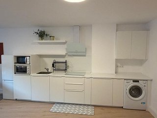 Estudio en alquiler en Falperra - Santa Lucía en Coruña (A)