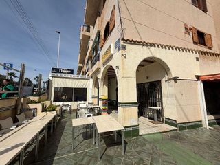 Local comercial en alquiler en Torrelamata - La Mata en Torrevieja