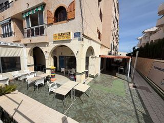 Local comercial en alquiler en Torrelamata - La Mata en Torrevieja