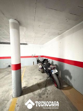 Garaje en venta en Álora