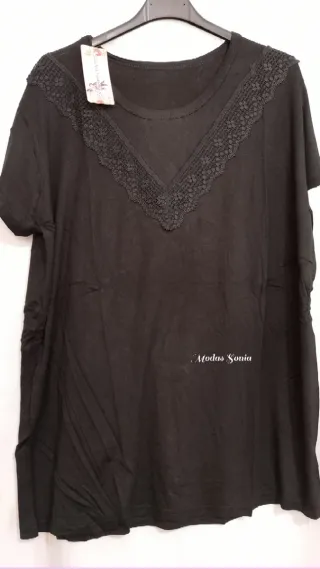 Camiseta  con encaje mujer