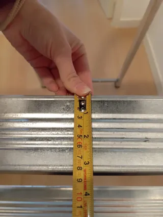 Escalera de aluminio 5 peldaños. Muy resistente