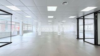 Oficina en alquiler en Les Corts en Barcelona